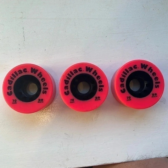CADILLAC 70mm Pink Skateboard Wheels - Picture 1 of 2